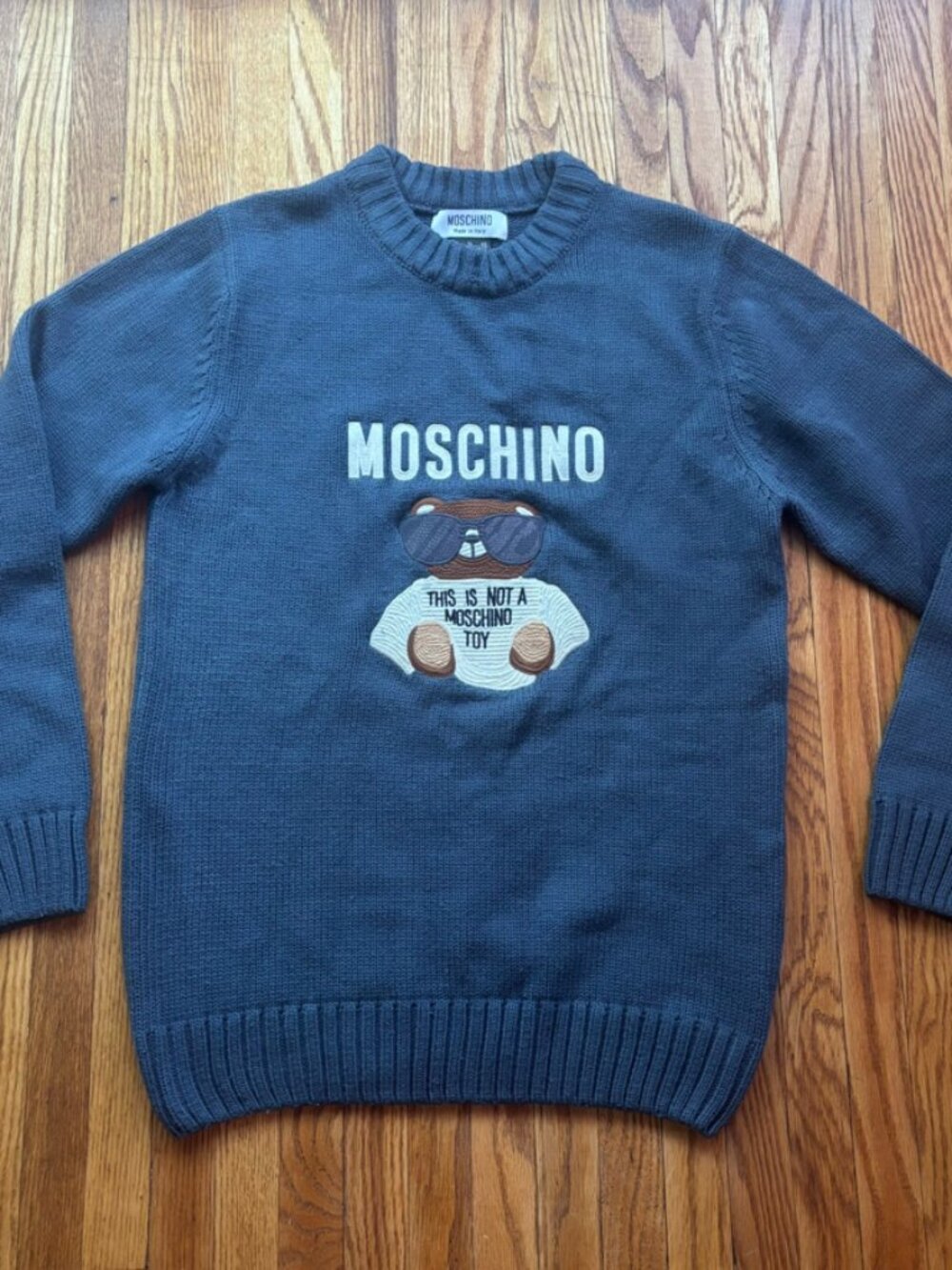 Moschino Knit This is not a moschino toy sweater. Kids XL